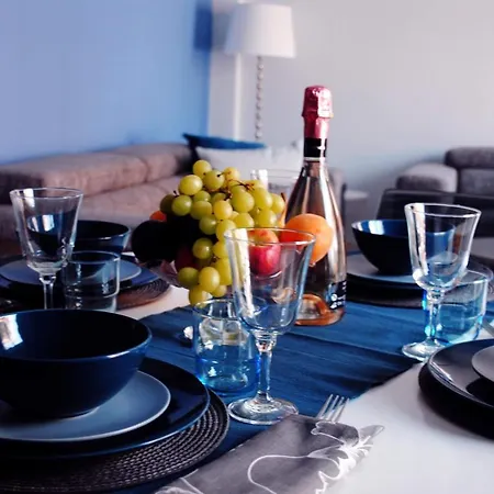 Luxury City Center Duplex 3 Bdr Апартаменты *
